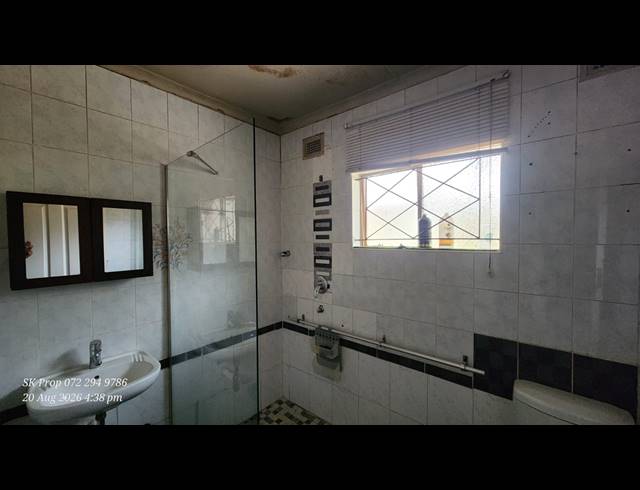 4 BEDROOM FREESTANDING FOR SALE IN ALLANDALE